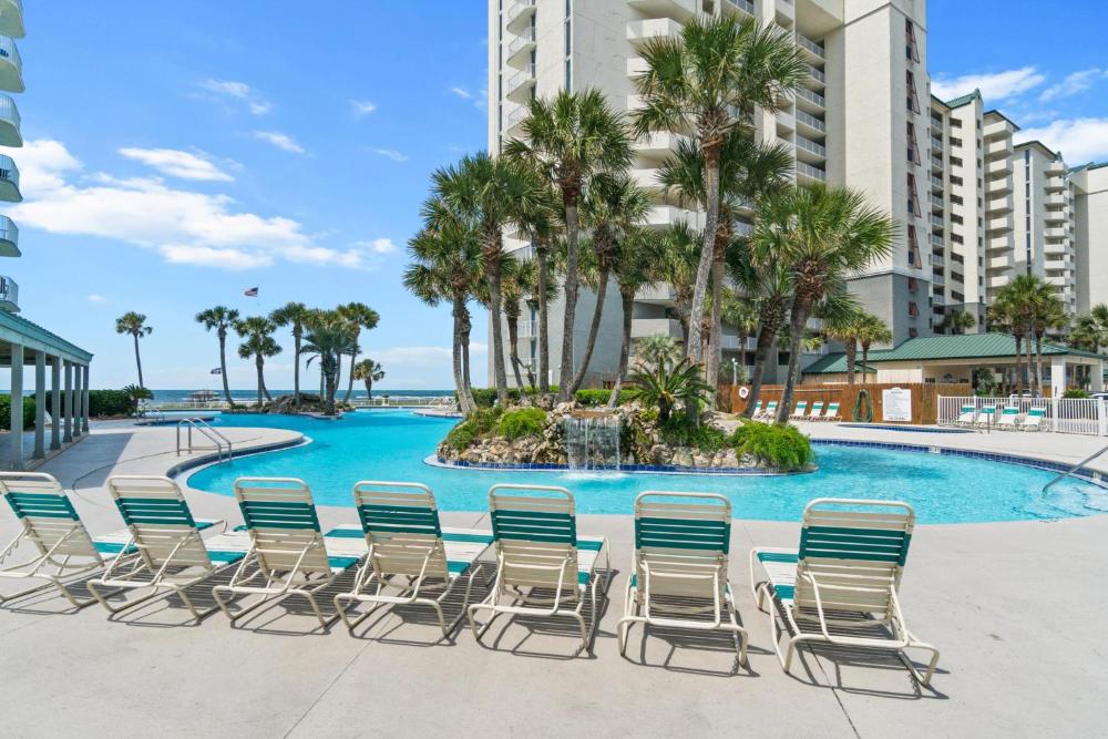 Two-Bedroom Apartment - Oceanfront  interior